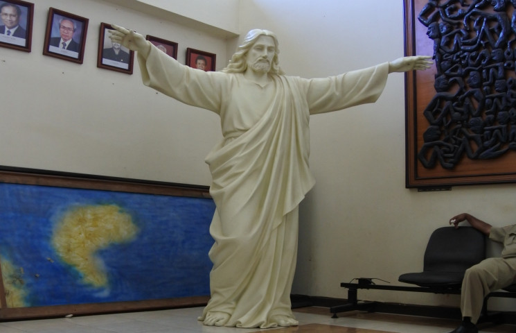 Pembangunan Patung Yesus Digarap Setelah Hak Ulayat Terbayar